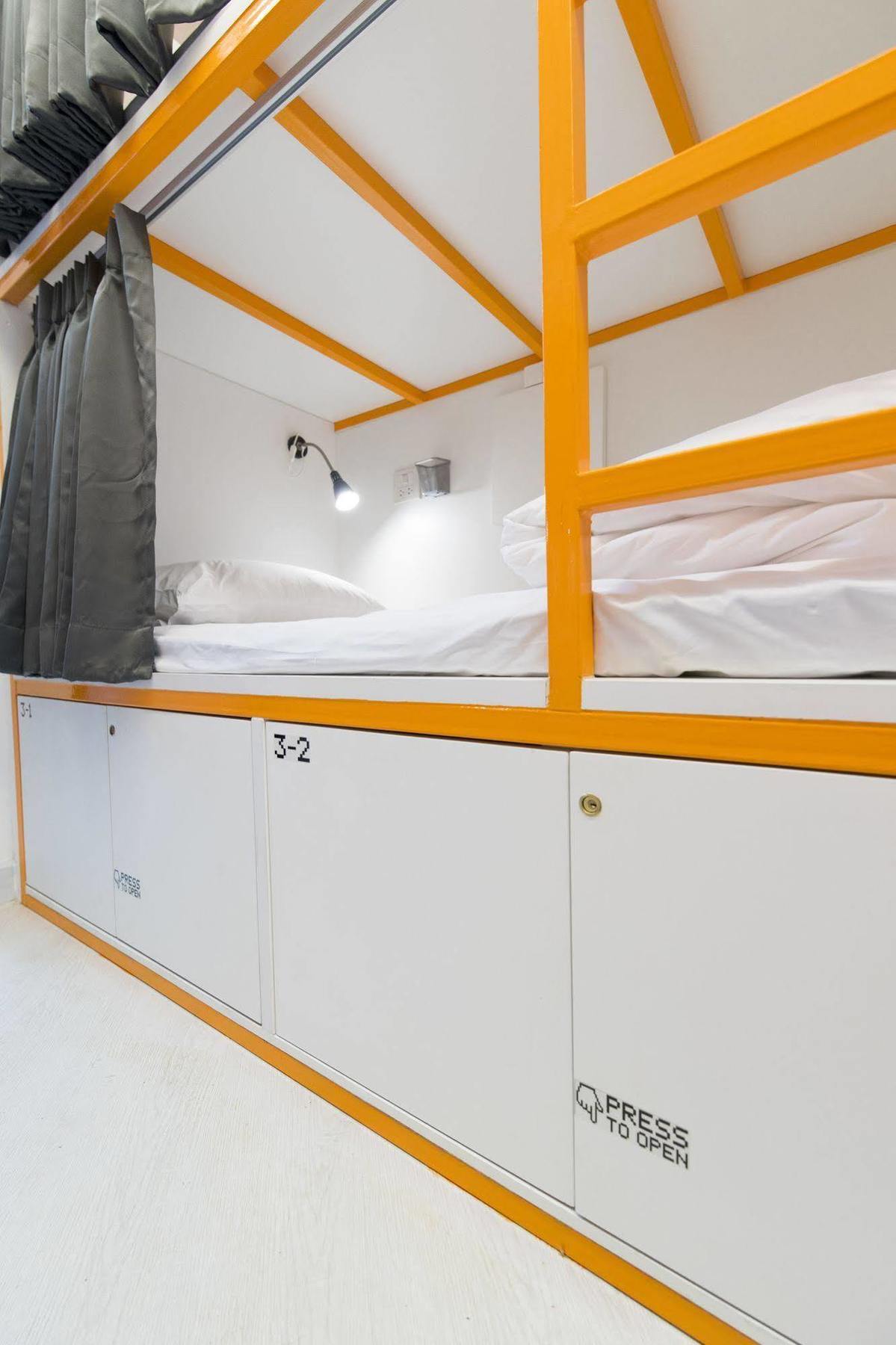 Pixellar Hostel Bangkok Zewnętrze zdjęcie
